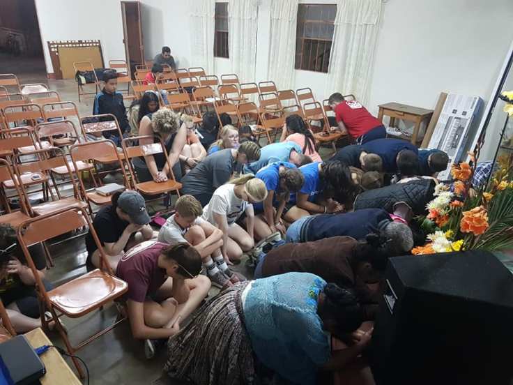 36665061_2260555943960828_3339848500165738496_n