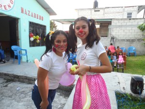 Alejandra y Victoria